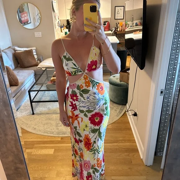 Reformation Cut-Out Floral Maxi Dress - Picture 4 of 6